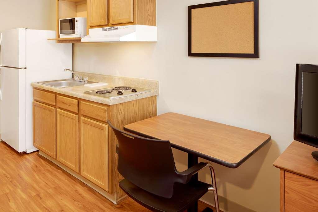 Extended Stay America Select Suites - Cincinnati - Florence - Airport Room photo