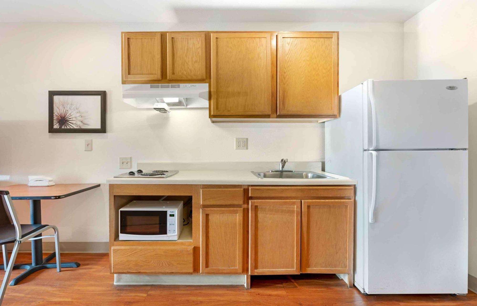 Extended Stay America Select Suites - Cincinnati - Florence - Airport Exterior photo
